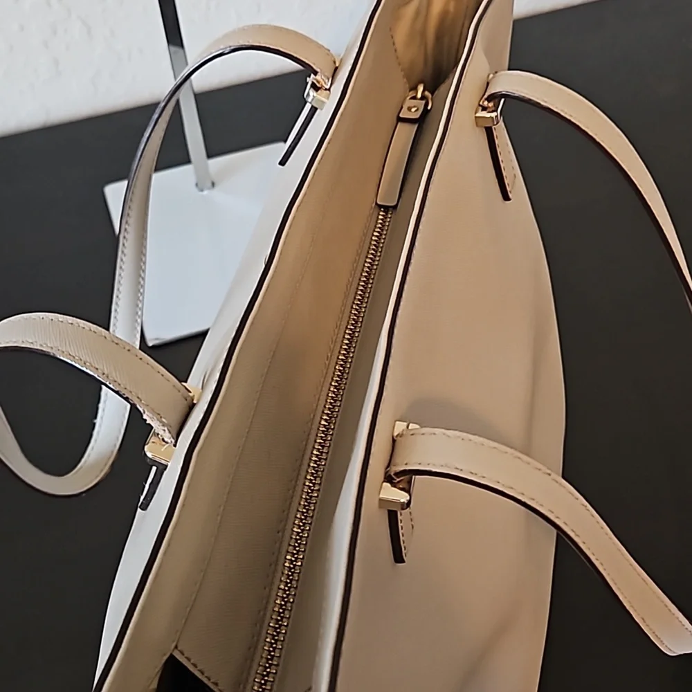Kate Spade Saffiano Leather  Zip Top Tote